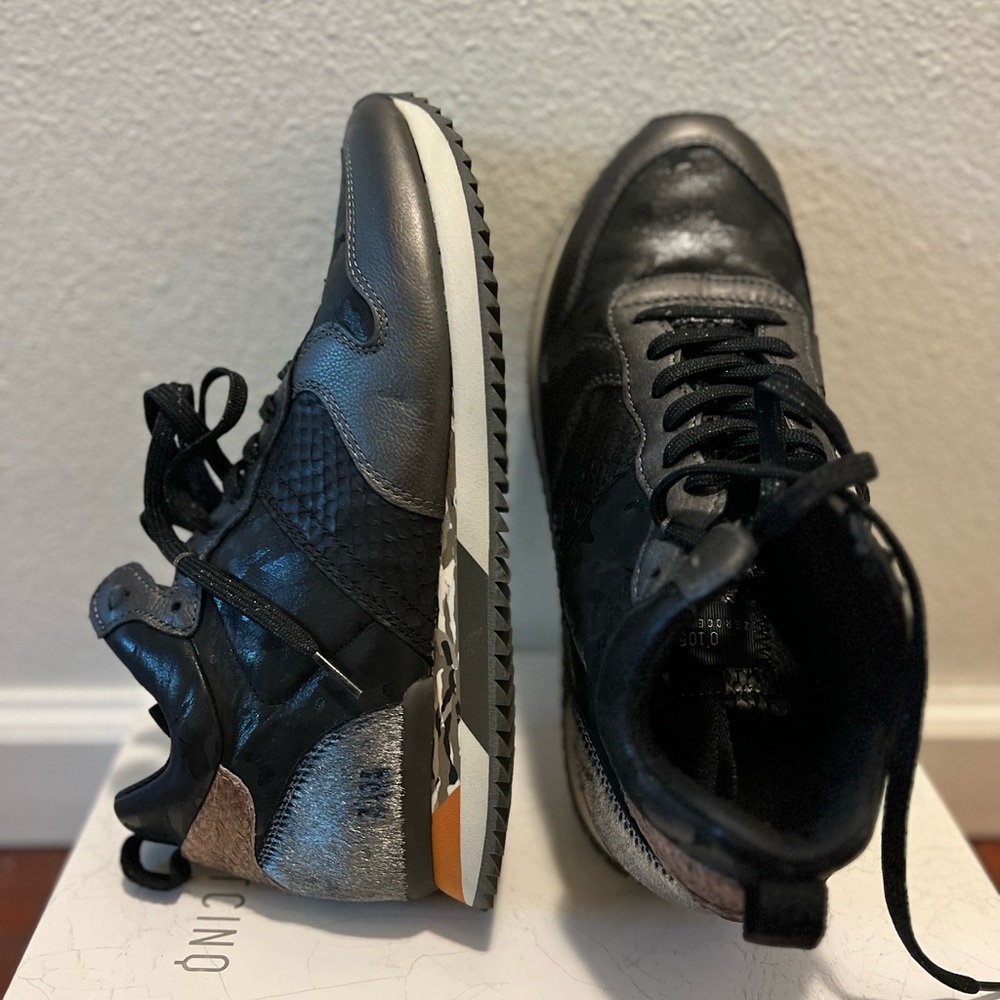 Street Trail Black